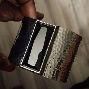 IMAN SILVERTONE WITH BLACK FACET STONE CUFF BANGLE NWOT